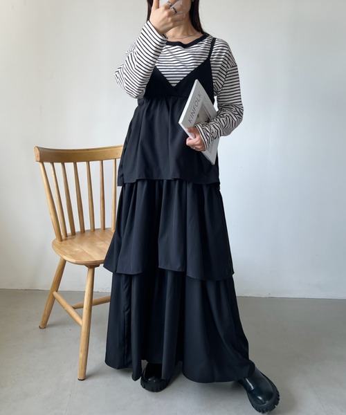 CLEA(クレア)の「カンカンティアードロングキャミワンピース(ワンピース・レディース・ブラック・FREE)」の11枚目の写真