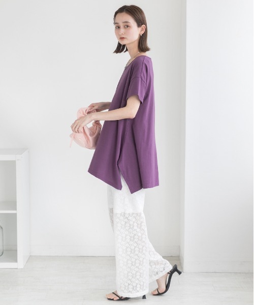ad thie(アドティエ)の「チュニック丈 イレギュラーヘムTシャツ(Tシャツ/カットソー・レディース・スモークピンク/オフホワイト/パープル/ネイビー/ベージュ/ダークブラウン/杢グレー/ブラック・FREE/LL)」の10枚目の写真