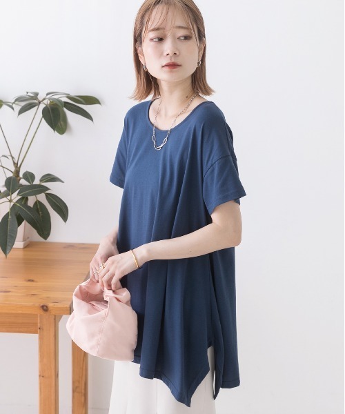 ad thie(アドティエ)の「チュニック丈 イレギュラーヘムTシャツ(Tシャツ/カットソー・レディース・スモークピンク/オフホワイト/パープル/ネイビー/ベージュ/ダークブラウン/杢グレー/ブラック・FREE/LL)」の22枚目の写真