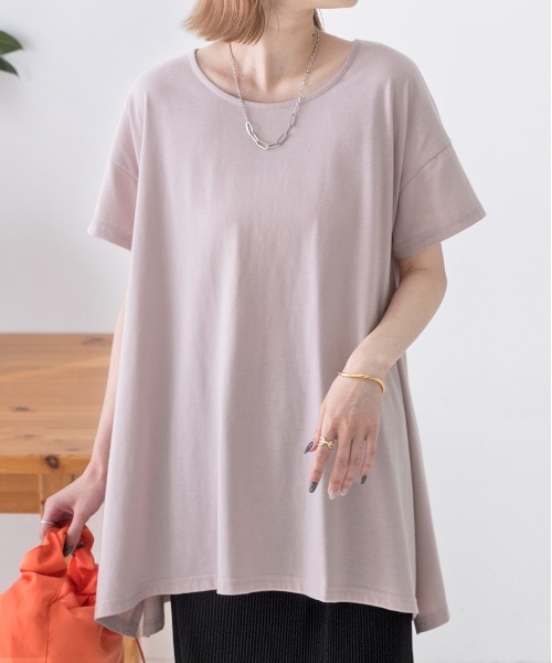 ad thie(アドティエ)の「チュニック丈 イレギュラーヘムTシャツ(Tシャツ/カットソー・レディース・スモークピンク/オフホワイト/パープル/ネイビー/ベージュ/ダークブラウン/杢グレー/ブラック・FREE/LL)」の17枚目の写真