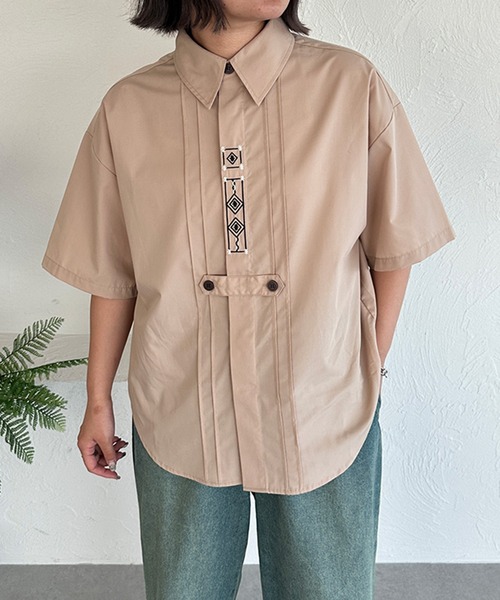 kutir（クティール）の「チロリアンシャツ（シャツ/ブラウス・レディース・オフホワイト/カーキ/サックスブルー/ベージュ・FREE）」の15枚目の写真