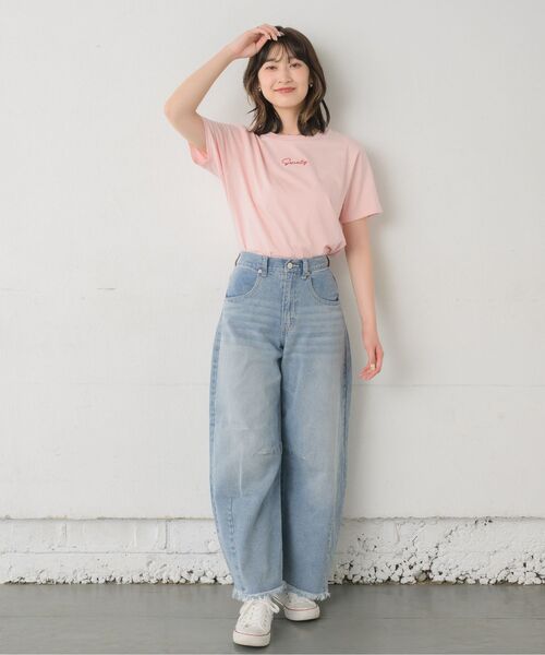 RETRO GIRL（レトロガール）の「カーブデニムPT（デニムパンツ・レディース・ブラック/ブルー系その他5/ライトブルー・MEDIUM/LARGE）」の15枚目の写真