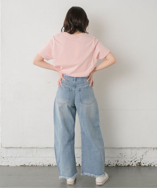 RETRO GIRL（レトロガール）の「カーブデニムPT（デニムパンツ・レディース・ブラック/ブルー系その他5/ライトブルー・MEDIUM/LARGE）」の18枚目の写真
