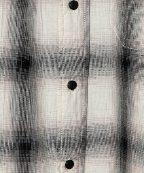 WEGO（ウィゴー）の「WEGO/オンブレチェックBIGシャツ（シャツ/ブラウス・メンズ・ブラック系その他2/ベージュ系その他2・LARGE/MEDIUM）」の16枚目の写真