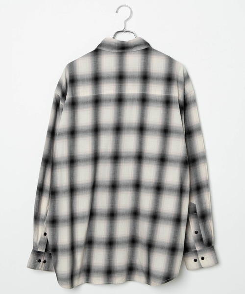 WEGO（ウィゴー）の「WEGO/オンブレチェックBIGシャツ（シャツ/ブラウス・メンズ・ブラック系その他2/ベージュ系その他2・LARGE/MEDIUM）」の14枚目の写真