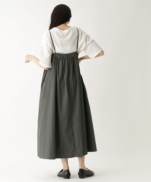 OPAQUE.CLIP（オペークドットクリップ）の「◆《ツインセット》Tシャツ×キャミワンピース【洗濯機洗い可】（ワンピース・レディース・ブラック/ブラウン系その他/チャコールグレー・36/40/38）」の6枚目の写真