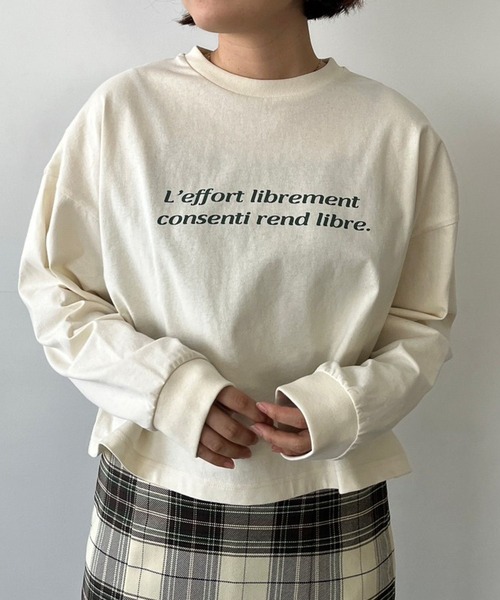 LOWRYS FARM（ローリーズファーム）の「ショートロゴＴシャツロングスリーブ　979557（Tシャツ/カットソー・レディース・オフホワイト/アイボリー/グレー・FREE）」の7枚目の写真