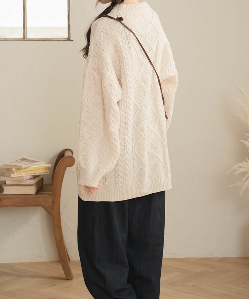 Cham.（チャム）の「オーバーサイズニット（ニット/セーター・レディース・ベージュ・F）」の3枚目の写真