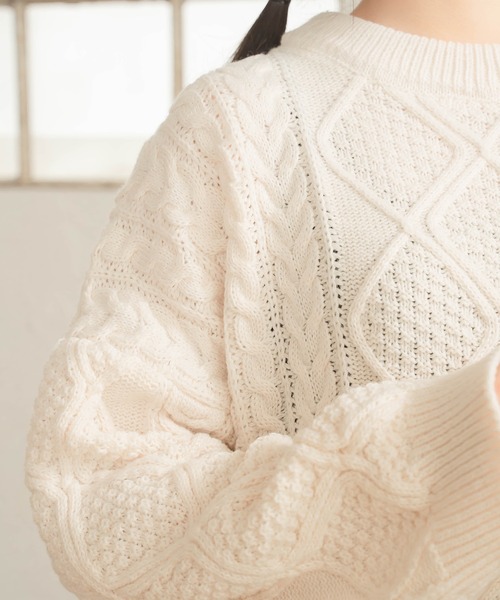 Cham.（チャム）の「オーバーサイズニット（ニット/セーター・レディース・ベージュ・F）」の7枚目の写真