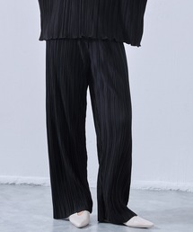 On One's Own プリーツ加工・カットソーワイドパンツ・セットアップ商品・アップサイクル・イージーパンツ