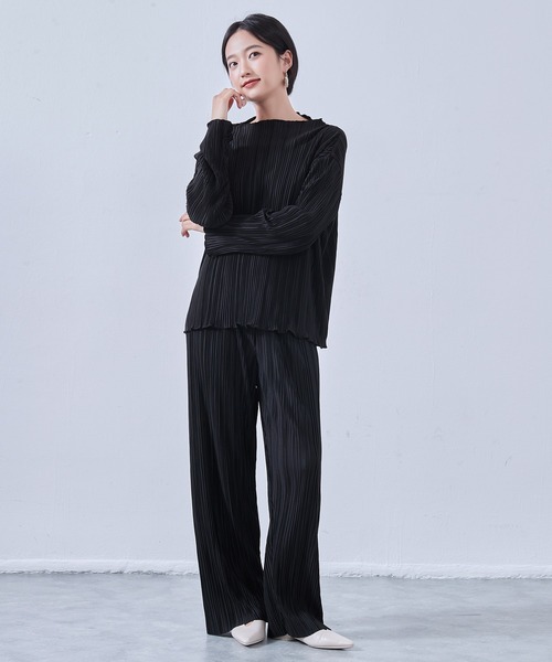 On One's Own（オンワンズオン）の「On One's Own プリーツ加工・カットソーワイドパンツ・セットアップ商品・アップサイクル・イージーパンツ（その他パンツ・レディース・ブラック/ネイビー/オリーブ・FREE）」の10枚目の写真