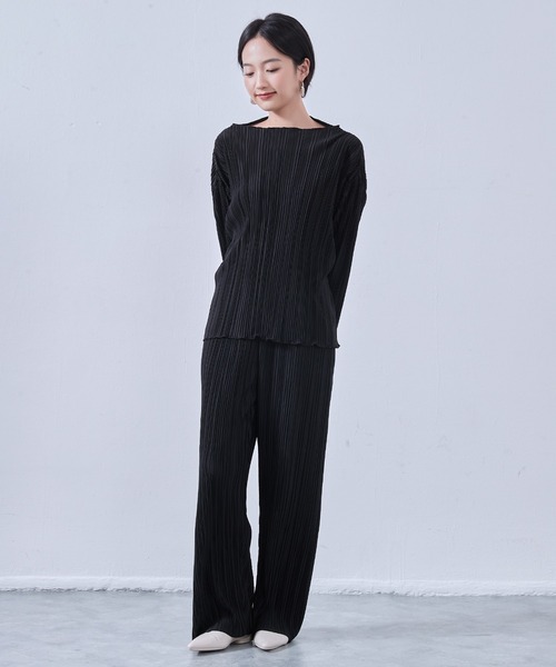 On One's Own（オンワンズオン）の「On One's Own プリーツ加工・カットソーワイドパンツ・セットアップ商品・アップサイクル・イージーパンツ（その他パンツ・レディース・ブラック/ネイビー/オリーブ・FREE）」の9枚目の写真