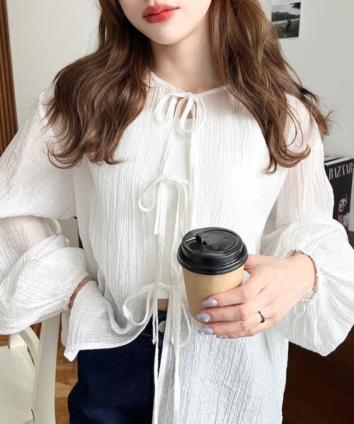 moment+（モーメントプラス）の「N/Tワッシャー前後2WAYボリュームスリーブショート丈(45cm)＆レギュラー丈(62cm)リボンカーディガン（カーディガン/ボレロ・レディース・ベージュ/イエロー/ブルー系その他/ホワイト系その他/ベージュ系その他/ピンク/イエロー系その他/ピンク系その他/ブラック/オフホワイト/ブルー/ブラック系その他・M/L）」の21枚目の写真