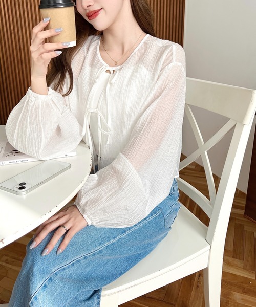 moment+（モーメントプラス）の「N/Tワッシャー前後2WAYボリュームスリーブショート丈(45cm)＆レギュラー丈(62cm)リボンカーディガン（カーディガン/ボレロ・レディース・ベージュ/イエロー/ブルー系その他/ホワイト系その他/ベージュ系その他/ピンク/イエロー系その他/ピンク系その他/ブラック/オフホワイト/ブルー/ブラック系その他・M/L）」の13枚目の写真