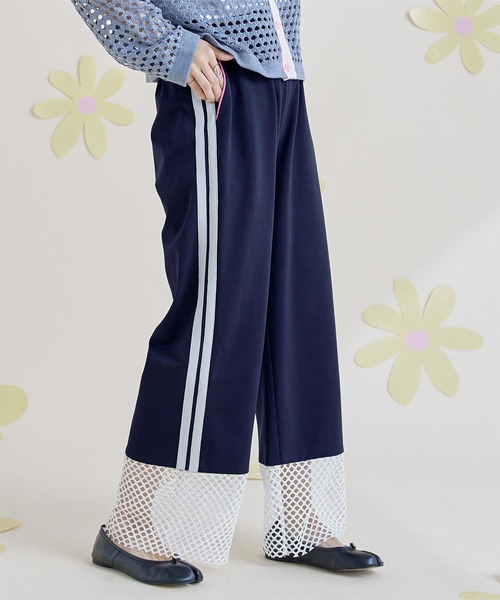 miette(ミエット)の「メッシュ切替サイドライントラックパンツ(その他パンツ・レディース・ブラック/ネイビー/オフホワイト・FREE)」の3枚目の写真