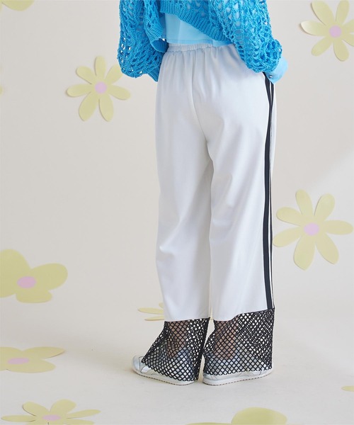 miette(ミエット)の「メッシュ切替サイドライントラックパンツ(その他パンツ・レディース・ブラック/ネイビー/オフホワイト・FREE)」の20枚目の写真