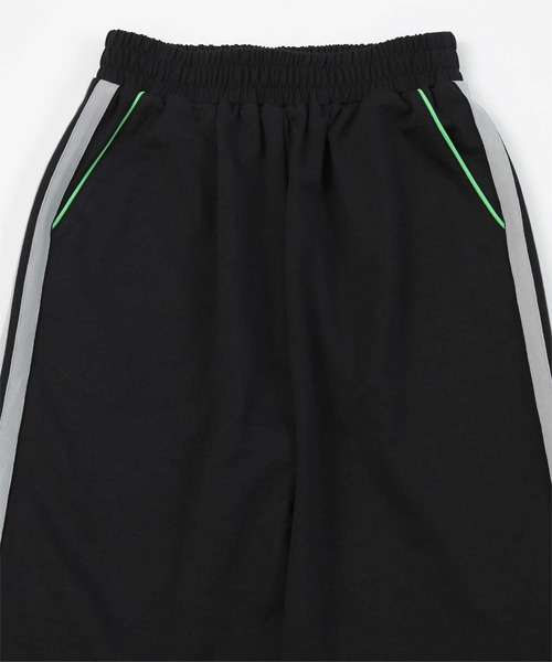 miette(ミエット)の「メッシュ切替サイドライントラックパンツ(その他パンツ・レディース・ブラック/ネイビー/オフホワイト・FREE)」の13枚目の写真