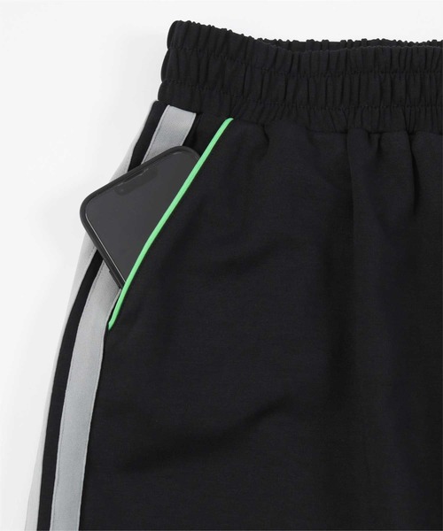 miette(ミエット)の「メッシュ切替サイドライントラックパンツ(その他パンツ・レディース・ブラック/ネイビー/オフホワイト・FREE)」の14枚目の写真