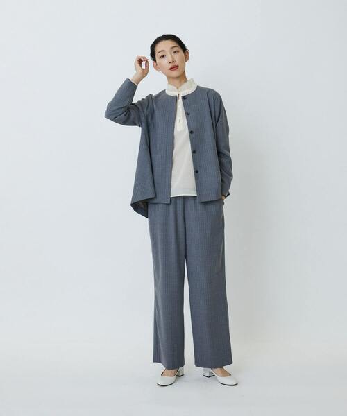 LOISIR（ロワズィール）の「二重フレアーカラーブラウス（シャツ/ブラウス・レディース・アイボリー/チェック/グレー・FREE）」の4枚目の写真