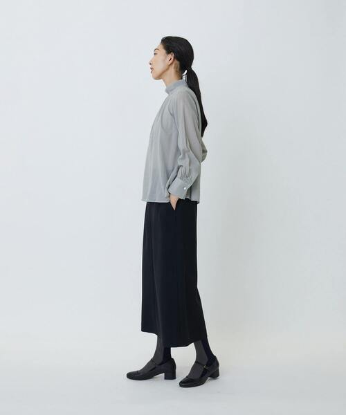 LOISIR（ロワズィール）の「二重フレアーカラーブラウス（シャツ/ブラウス・レディース・アイボリー/チェック/グレー・FREE）」の22枚目の写真