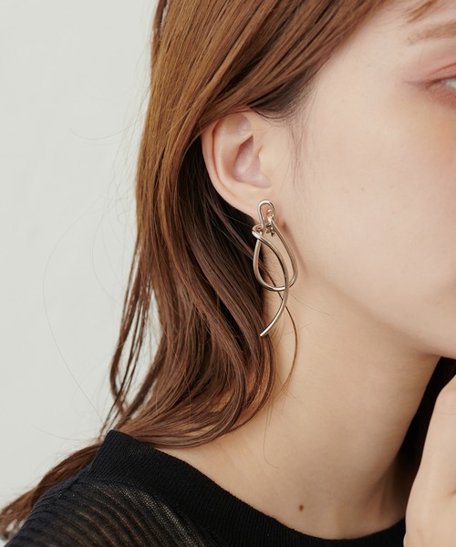 natural couture（ナチュラルクチュール）の「イヤリング（イヤリング・レディース・シルバー/ゴールド・FREE）」の4枚目の写真