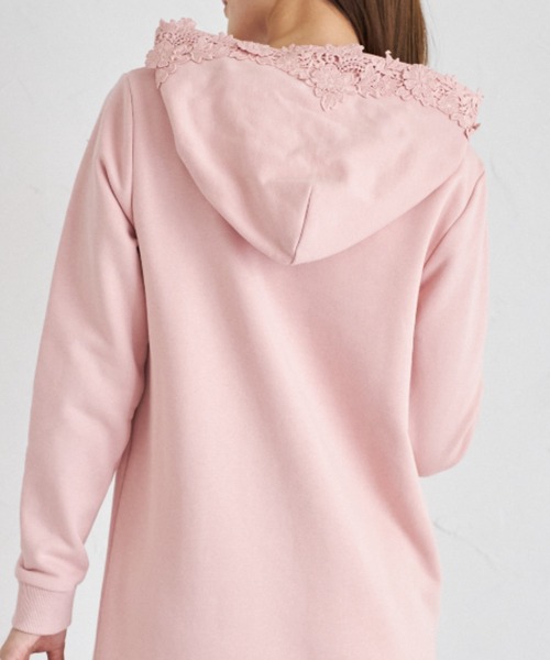 セール】【ZOZO限定】立体フラワーレース付き裏毛パーカーワンピース