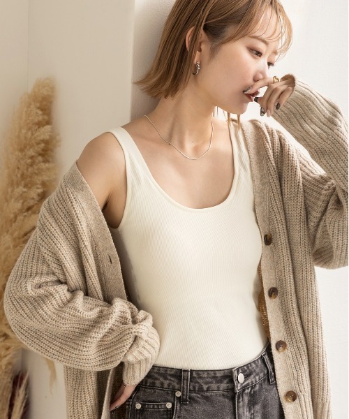 ad thie（アドティエ）の「カップ付き あったかタンクトップ（タンクトップ・レディース・ブラウン/チャコールグレー/ブラック/アイボリー・FREE）」の17枚目の写真