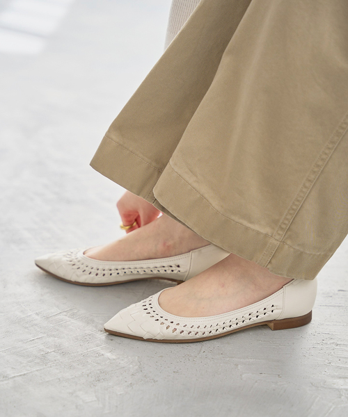 LE TALON（ルタロン）の「ポインテッドサシメッシュフラット