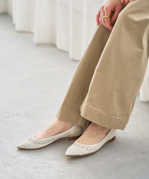 LE TALON（ルタロン）の「ポインテッドサシメッシュフラット