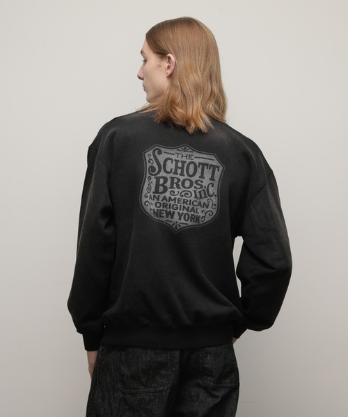 schott(ショット)の「【直営限定】Schott/ショット/FADE CREW SWEAT IRON PLATE/フェードクルー アイアンプレート(スウェット・メンズ・ブラック/その他5/ネイビー・L/XL/M)」の4枚目の写真