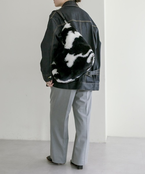 teresa cambi（テレサ・カンビ）の「【TERESA CAMBI】ear別注/迷彩柄ワンハンドルバッグ（ショルダーバッグ・レディース・ネイビー・FREE）」の9枚目の写真