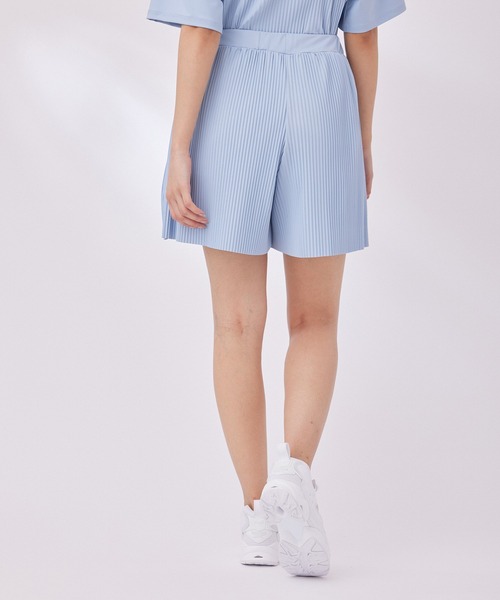 NERGY（ナージー）の「【skin wear】保湿 & 接触冷感 & 吸水速乾 OMEGASPANプリーツショーツ（その他パンツ・レディース・スミクロ/サックスブルー/グレー・FREE）」の8枚目の写真