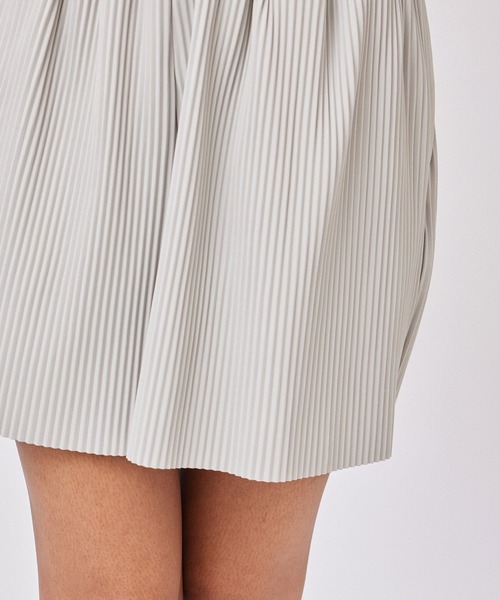 NERGY（ナージー）の「【skin wear】保湿 & 接触冷感 & 吸水速乾 OMEGASPANプリーツショーツ（その他パンツ・レディース・スミクロ/サックスブルー/グレー・FREE）」の15枚目の写真