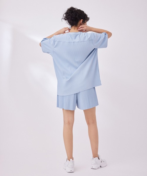 NERGY（ナージー）の「【skin wear】保湿 & 接触冷感 & 吸水速乾 OMEGASPANプリーツショーツ（その他パンツ・レディース・スミクロ/サックスブルー/グレー・FREE）」の19枚目の写真