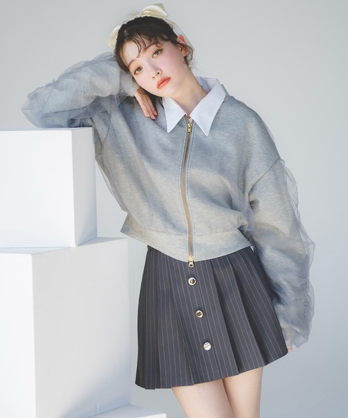 REDYAZEL(レディアゼル)の「フロントボタンプリーツミニスカート(スカート・レディース・ネイビー/グレー/ブラック・SMALL/MEDIUM)」の2枚目の写真