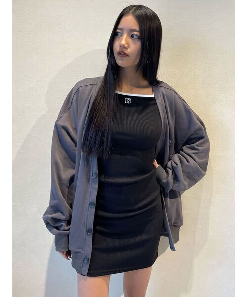 EMODA(エモダ)の「ストーンロゴルーズカーディガン(カーディガン/ボレロ・レディース・グレー/ブラック/ブルー・FREE)」の14枚目の写真