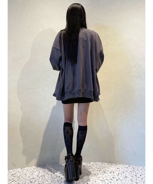 EMODA(エモダ)の「ストーンロゴルーズカーディガン(カーディガン/ボレロ・レディース・グレー/ブラック/ブルー・FREE)」の17枚目の写真