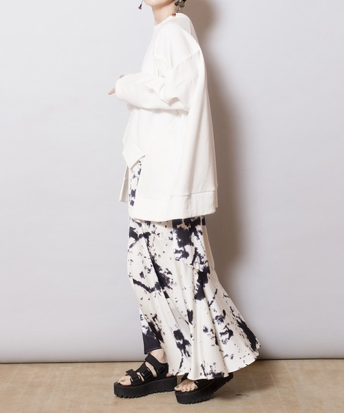 OSMOSIS（オズモーシス）の「セミマーメイドスカート（スカート・レディース・ホワイト/ブラック・ONE SIZE）」の22枚目の写真