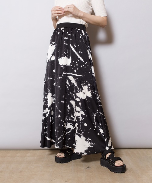 OSMOSIS（オズモーシス）の「セミマーメイドスカート（スカート・レディース・ホワイト/ブラック・ONE SIZE）」の9枚目の写真