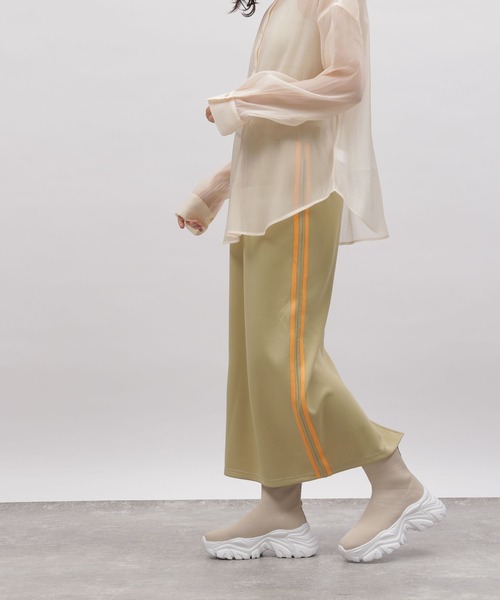 LAKOLE(ラコレ)の「トラックタイトスカート / 103848(スカート・レディース・ライトグリーン/ブラック/ライトブルー・SMALL/MEDIUM)」の1枚目の写真