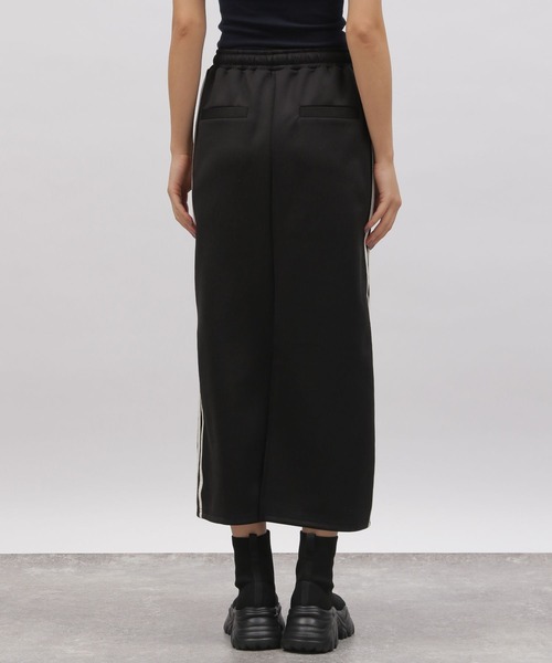 LAKOLE(ラコレ)の「トラックタイトスカート / 103848(スカート・レディース・ライトグリーン/ブラック/ライトブルー・SMALL/MEDIUM)」の11枚目の写真