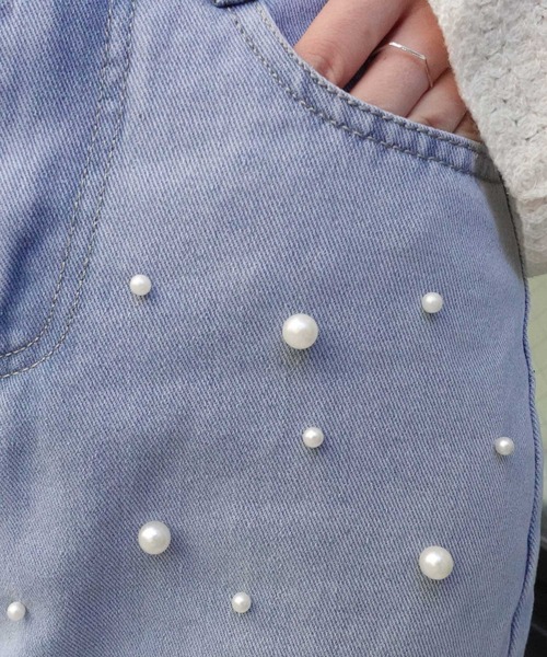 CORNERS(コーナーズ)の「ランダムパール付きハイウエストデニムパンツ(デニムパンツ・レディース・ブラック/ブルー・L/S/M/XL)」の4枚目の写真