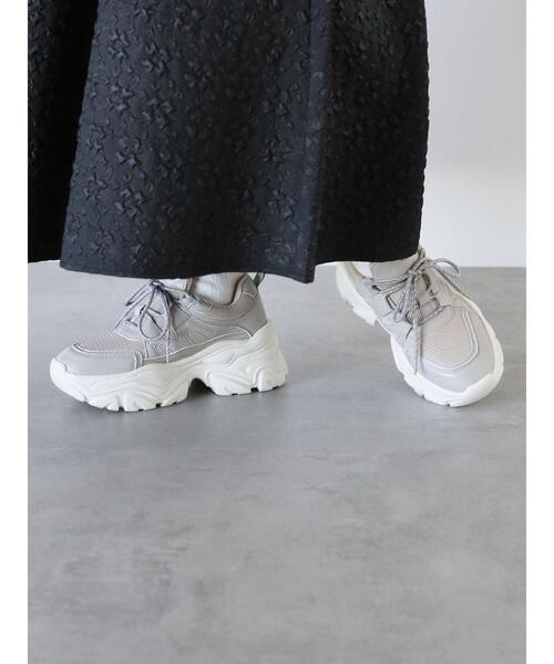 ehka sopo(エヘカソポ)の「ダッドスニーカー(スニーカー・レディース・ベージュ/キナリ/シルバー/グレー・L/M)」の1枚目の写真