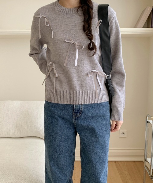 by muni:r（バイ ムニール）の「ラブリーリボンラウンドネックニット（ニット/セーター・レディース・グリーン/ネイビー/グレー/アイボリー・FREE）」の20枚目の写真