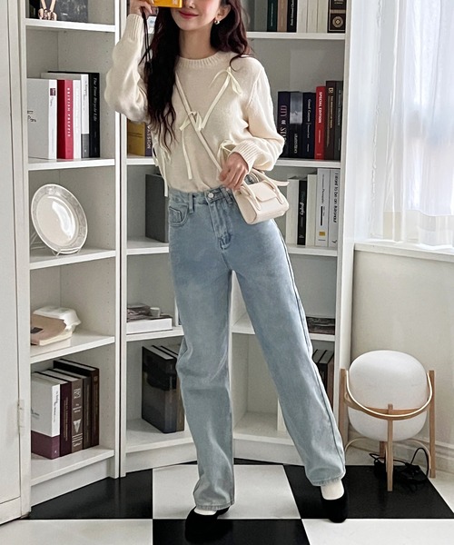 by muni:r（バイ ムニール）の「ラブリーリボンラウンドネックニット（ニット/セーター・レディース・グリーン/ネイビー/グレー/アイボリー・FREE）」の5枚目の写真