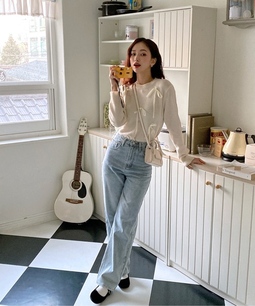 by muni:r（バイ ムニール）の「ラブリーリボンラウンドネックニット（ニット/セーター・レディース・グリーン/ネイビー/グレー/アイボリー・FREE）」の8枚目の写真