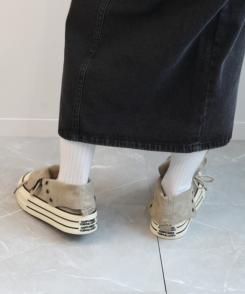 shoes365(シューズスリーシックスファイヴ)の「【shoes365】2WAYハイカットキャンバスシューズ(スニーカー・レディース・ベージュ/ブラック/ブラウン・22.5cm/23.5cm/24.5cm/23.0cm/24.0cm/25.0cm)」の17枚目の写真