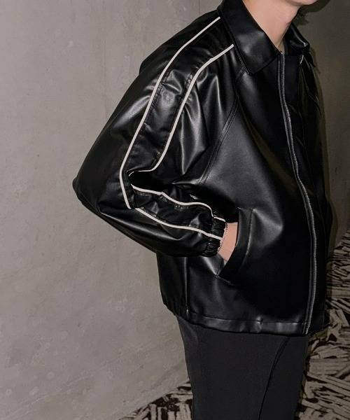 ASCLO（エジュクロ）の「ASCLO  Piping Line Varsity Leather Jacket（ブルゾン・メンズ・ブラック・FREE）」の4枚目の写真