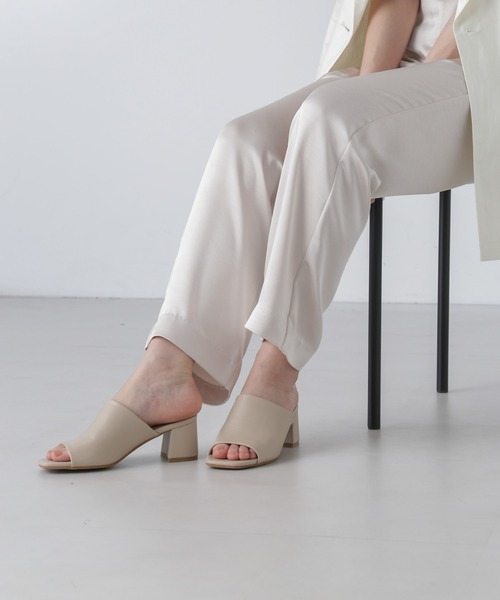 NANO universe（ナノユニバース）の「チャンキーヒールサンダル（サンダル・レディース・ブルー/ブラック/ベージュ・36/37/38）」の3枚目の写真