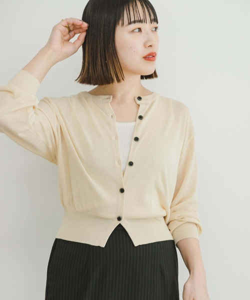 ITEMS URBANRESEARCH（アイテムズ アーバンリサーチ）の「シアークルーネックショートカーディガン（カーディガン/ボレロ・レディース・ブラック/オフホワイト/ブルー・FREE）」の11枚目の写真